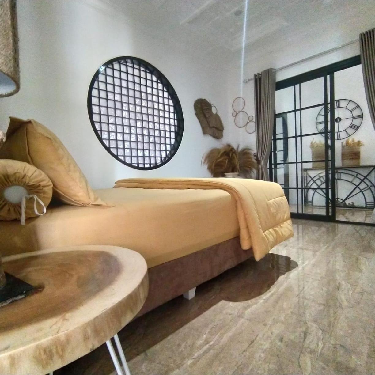Villa Kota Bunga Malini 7 Cinengangirang Kültér fotó