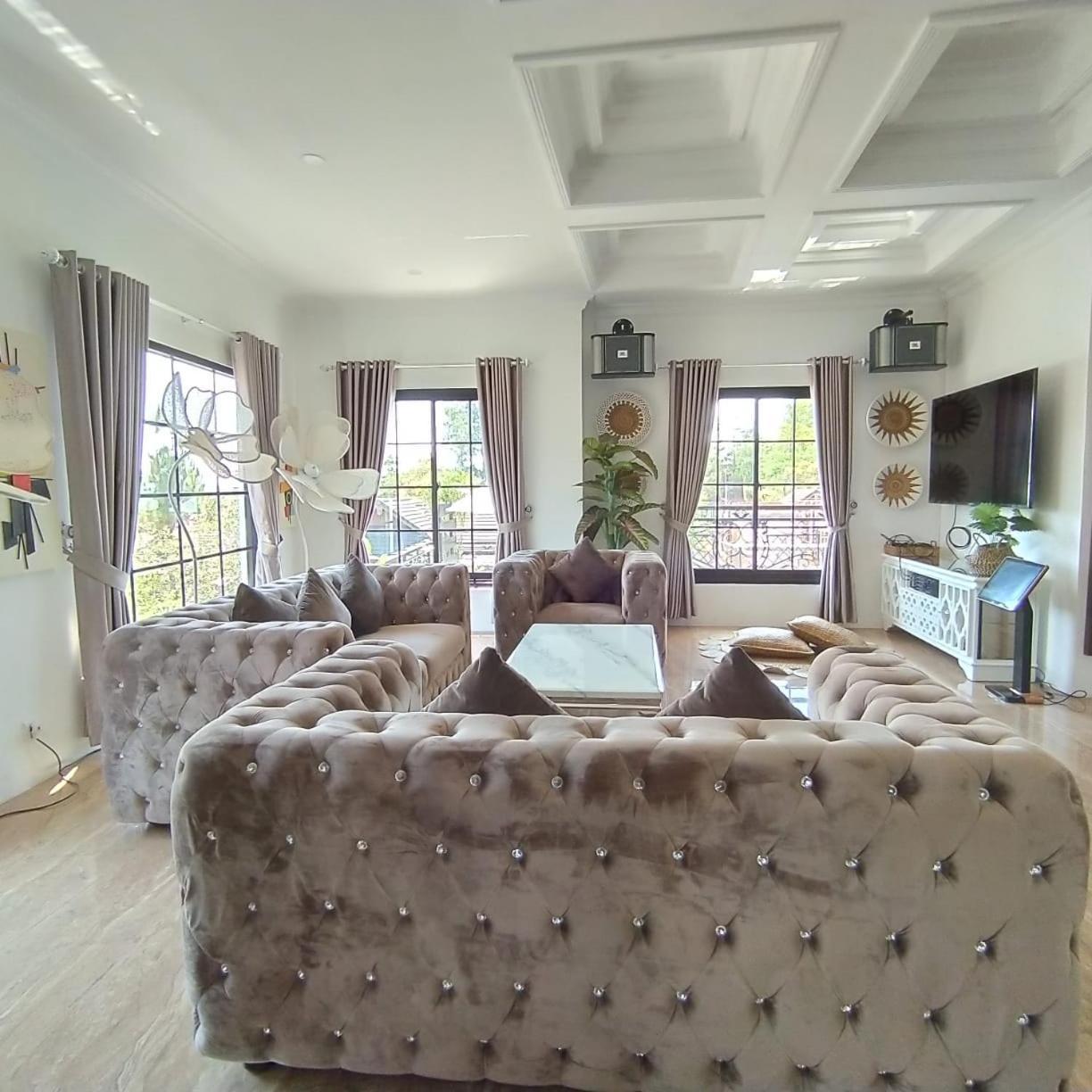 Villa Kota Bunga Malini 7 Cinengangirang Kültér fotó