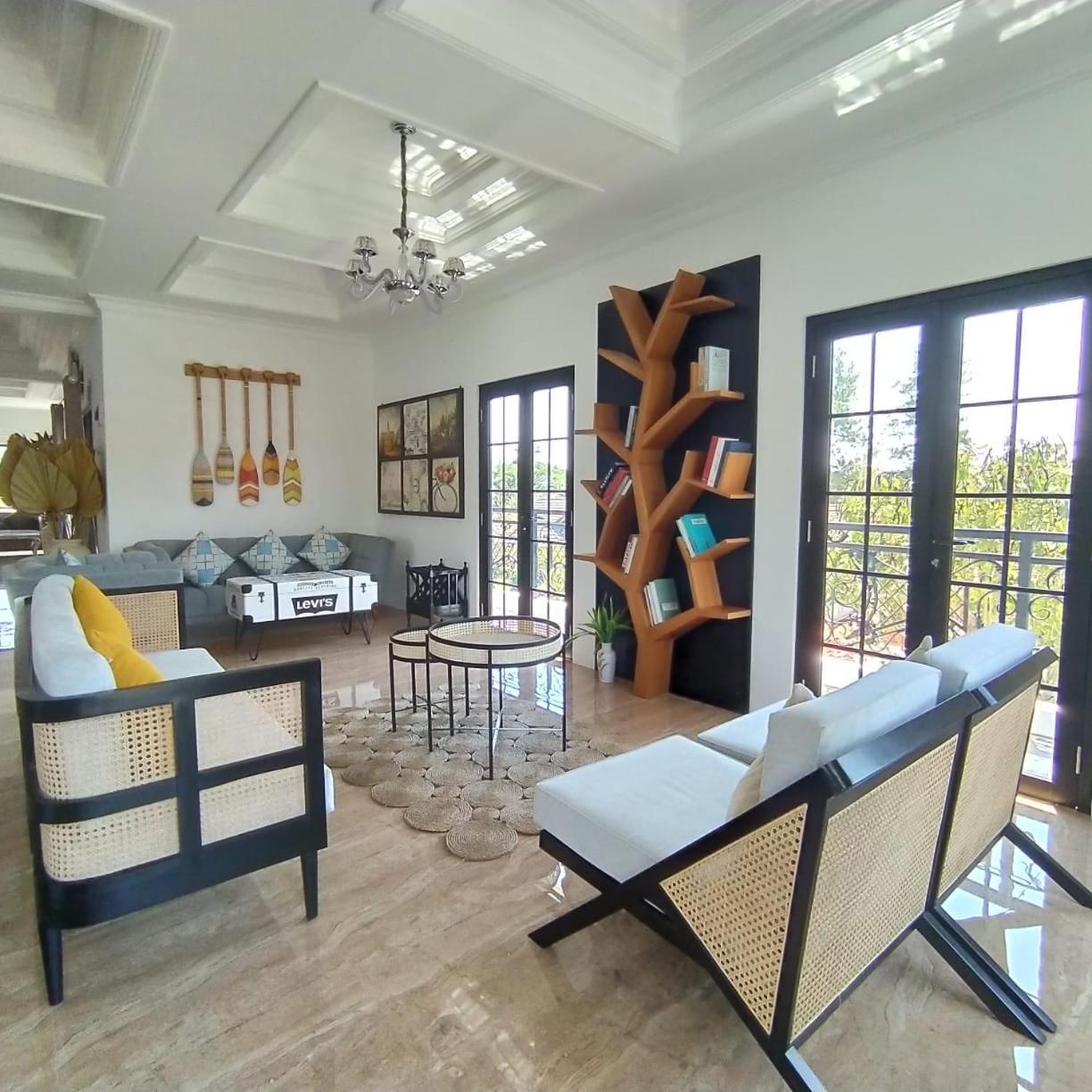 Villa Kota Bunga Malini 7 Cinengangirang Kültér fotó